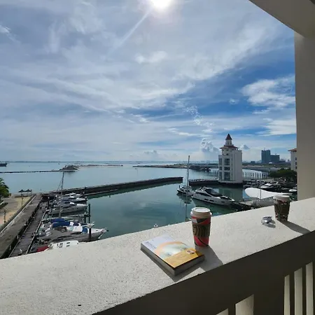 Straits Quay Marina Suites Penang By Aurorahomes Bagan Jermal Bagian luar foto