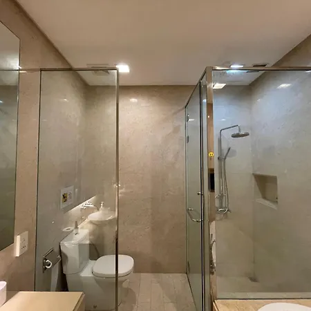 Straits Quay Marina Suites Penang By Aurorahomes Bagan Jermal Bagian luar foto