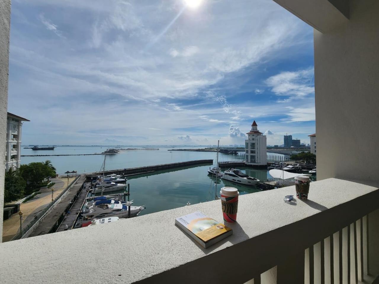 Straits Quay Marina Penang By Aurorahomes Apartment *